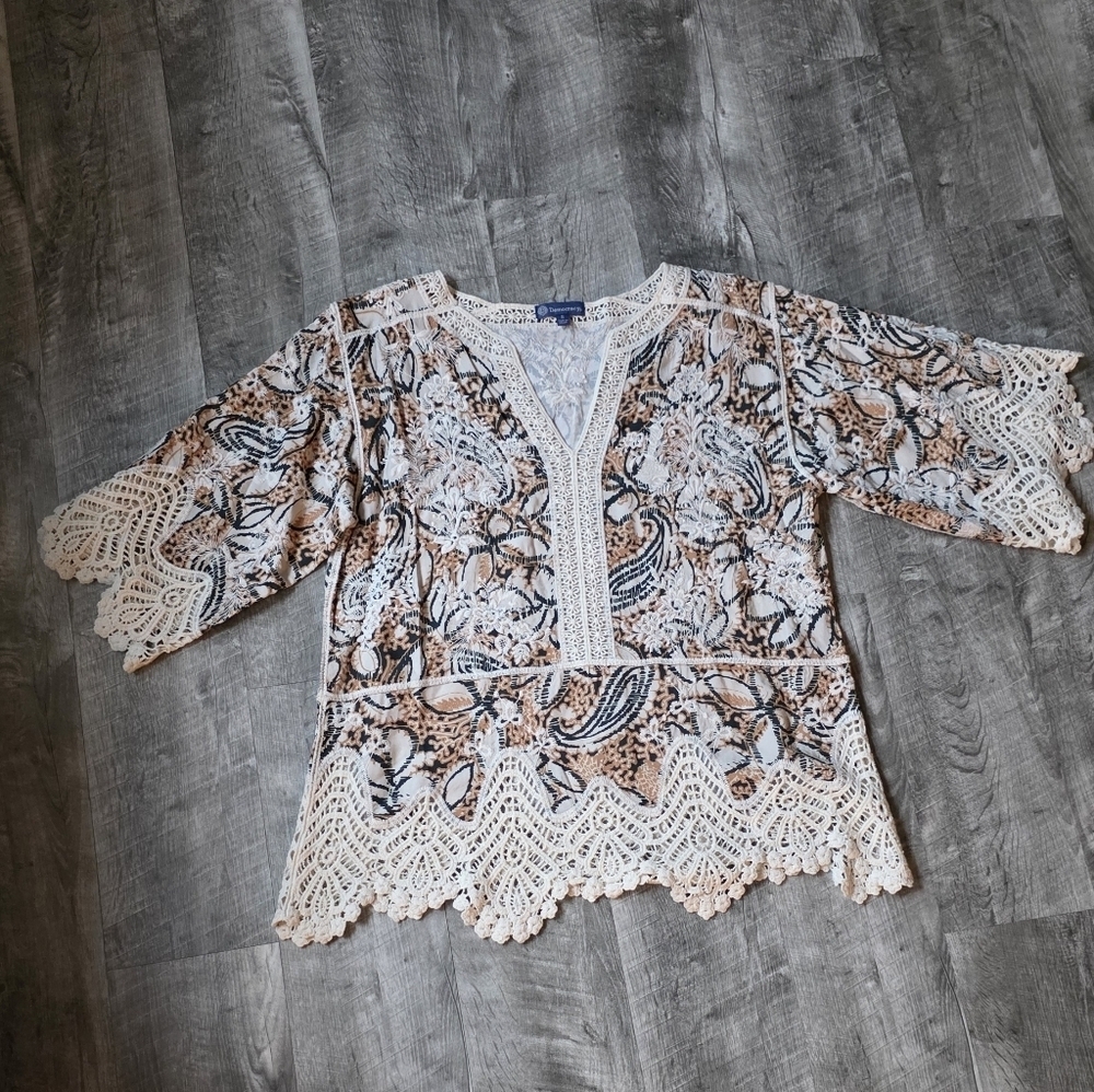 Floral Lace Trim Women's Top